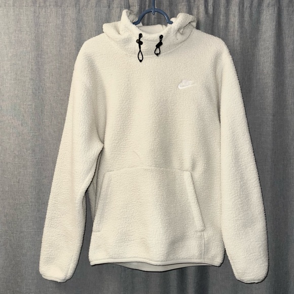 Nike Sportswear Essential High-Pile Fleece Hoodie